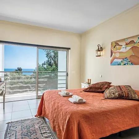 Areias De Sao Joao Sleeps 8 With Pool Air Con And Wifi Albufeira